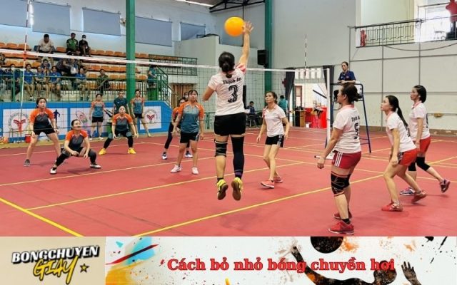 Cách bỏ nhỏ bóng chuyền hơi