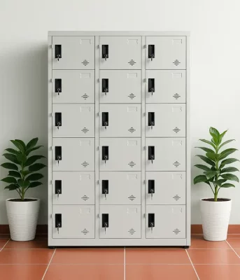 Tủ locker 18 ngăn bố trí trong khu thay đồ đông người